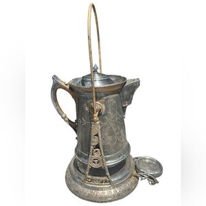ANTIQUE VICTORIAN TILTING WATER PITCHER CONNECTICUT PLATE CO TRIPLE SILVER PLATE